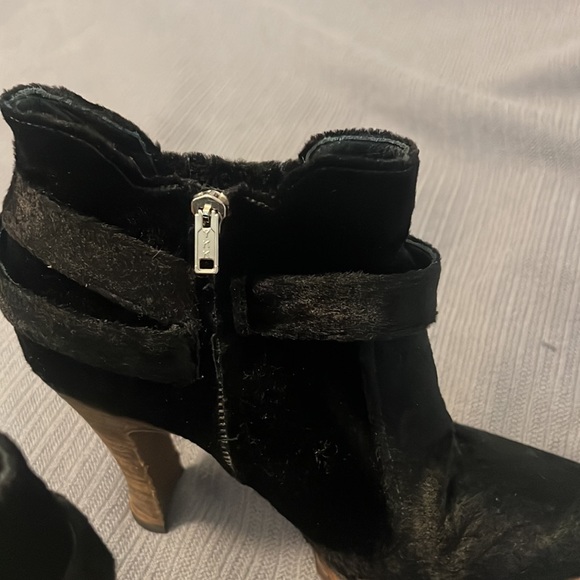 Elizabeth and James pointed toe ankle boots velvet  SZ 8 club wear going out - Picture 6 of 14